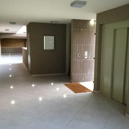 Nayah-maria Calvi (Corsica)